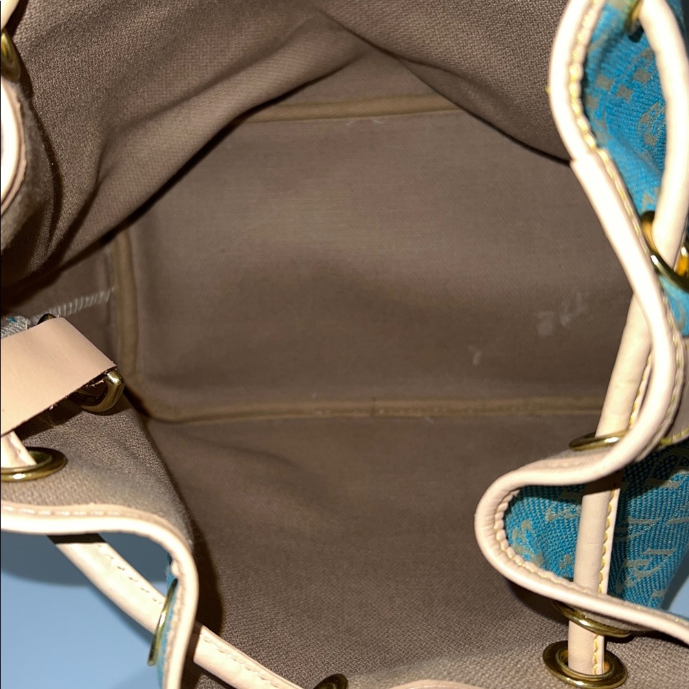 Dooney & Bourke Blue and Tan Bucket Bag - Picture 13 of 13